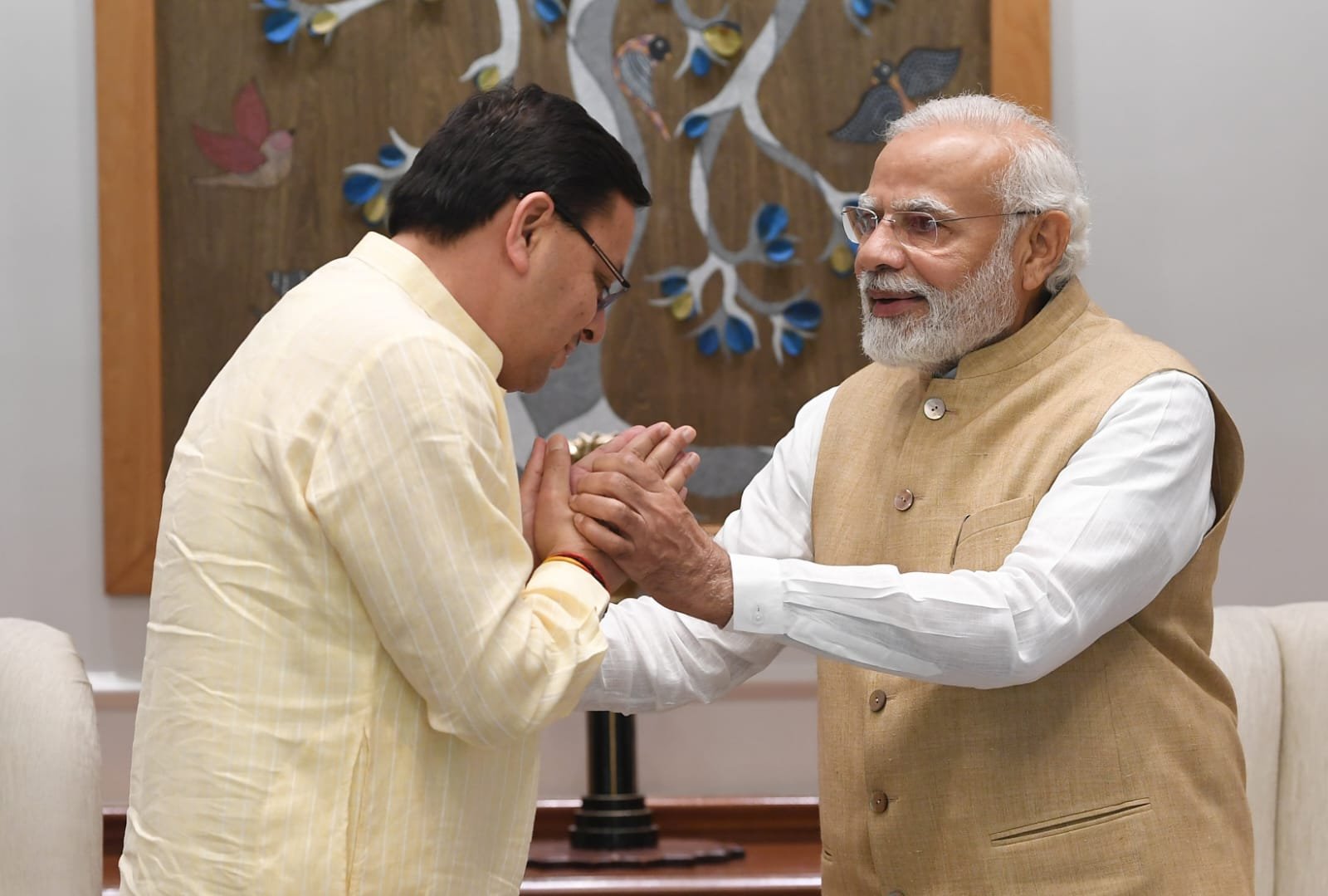 CM meets PM: क्या डबल इंजन सरकार में बढ़ेगी GST क्षतिपूर्ति अवधि? प्रधानमंत्री मोदी से मुलाकात कर मुख्यमंत्री धामी ने यूपी से THDC शेयर दिलाने सहित की ये डिमांड