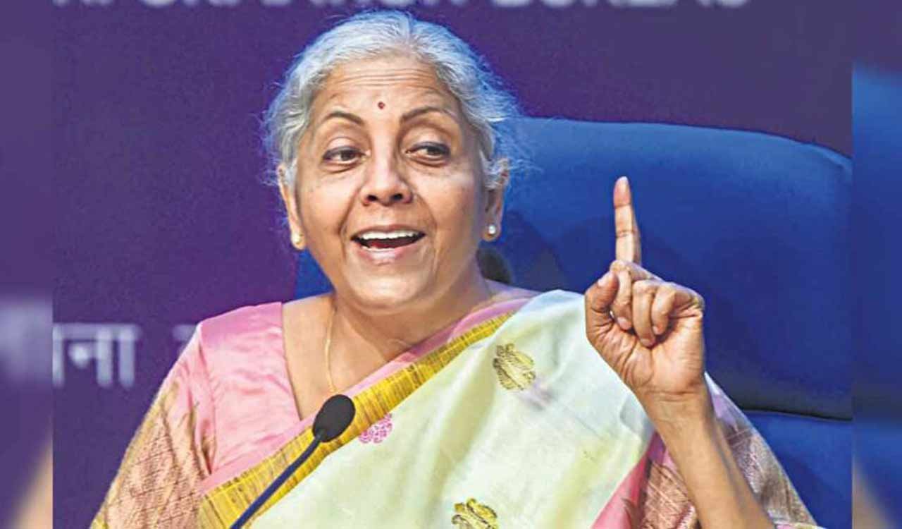 Nirmala Sitharaman: वित्त मंत्री निर्मला सीतारमण की बिगड़ी तबीयत, AIIMS दिल्ली में कराया गया भर्ती, बजट तैयारी बैठकों में थी व्यस्त